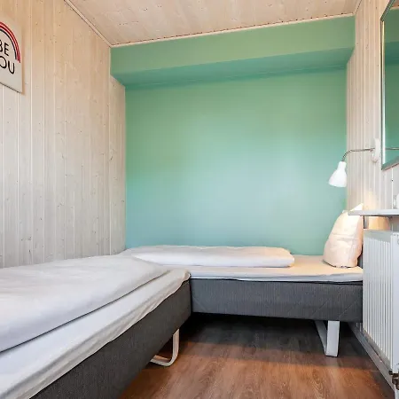 Holiday home Two-bedroom Holiday In 51 *