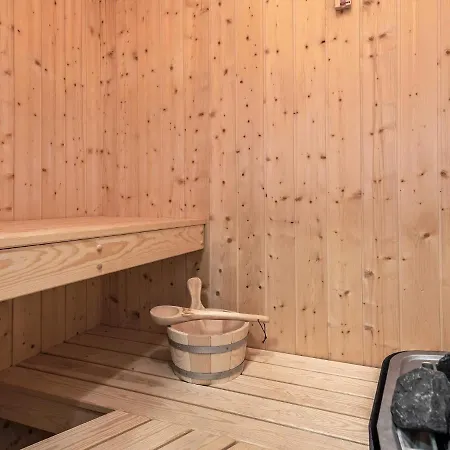 Two-bedroom Holiday In 51 Holiday home *